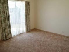 2/89 Sutton St Echuca VIC 3564 Invest or Nest - One of the Best! - Immaculately cared for 2 bedroom unit - Sought after Echuca East location - Spacious light filled living area - Built in robes, external blinds, secure garage - Well appointed kitchen - Excellent investment, first home or retirement opportunity Property Snapshot Property Type: Unit Features: Built-In-Robes Close to schools Close to Transport Garden Shed Gas Lounge Storage