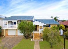 61 Trudgian St Sunnybank QLD 4109 Prime Investment / Great capital growth Property ID: 8454173 Inspection Times: Saturday 29 August at 10:30AM to 11:00AM Sunday 30 August at 10:30AM to 11:00AM Saturday 05 September at 10:30AM to 11:00AM Sunday 06 September at 10:30AM to 11:00AM Saturday 12 September at 10:30AM to 11:00AM Brilliant location – a short walk to Altandi Train Station, City Bus, Market Square and Sunnybank Plaza, five minute drive to Griffith University and several good schools nearby. *This attractive split-level well maintained home has many features. Located on a level 546m2 block. High quality kitchen with stone bench tops, stainless steel appliances Spacious formal Lounge / Dining area 3 double bedrooms, main bedroom with glass slider leading to north facing balcony 2 separate toilets, 1 bathroom, very easy to put in second bathroom. Air-conditioning, plus ceiling fans throughout Extra large double garage In-ground swimming pool Land Area 546.0 sqm