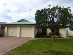 6 Winnima Ave Moama NSW 2731 $369,000 Easy Entertaining in a Quiet Court Situated in a quiet court only a few minutes drive from the heart of Moama is this entertainers delight, featuring an alfresco fitted with built in bar. This appealing home boasts a modern design flowing from the kitchen throughout. All three bedrooms are fitted with built in robes with a full ensuite off the master. The home offers two separate living areas with the rear outdoor area opening off the central family room. The area hosts a low maintenance yard and zoned children's play area. There is also a workshop garage within the back corner of the allotment fitted with roller door access. This sought after home would suit an entertaining family being close to transport, schools, pubs and sports clubs. Inspections will impress