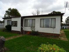 30 TWEEDDALE St Dunolly VIC 3472 $195,000 DUNOLLY RESIDENCE WITH LOADS OF EXTRA LAND SPACE Located in the Dunolly township this comfortable, well maintained homes comes with a large block (approx. 2.3 acres) providing heaps of outdoor space to utilise. The home features 4 bedrooms, lounge with solid fuel heater and air conditioner, kitchen and meals with electric stove, bathroom with separate bath and shower and laundry. Single garage and loads of outdoor space. Great opportunity to secure a property in town with extra land. Call for details and inspection. Additional information Property Type House Property ID 11964100056 Street Address 30 Tweeddale Street Suburb Dunolly Postcode 3472 Price $195,000 Land Area 2.34 acre Spa No
