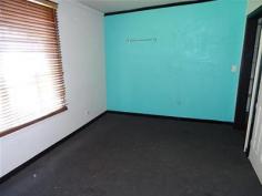 30 Tullaroop Rd Maryborough VIC 3465 $175,000 AFFORDABLE RESIDENCE OR INVESTMENT Located on a generous allotment this weatherboard home provides an ideal opportunity to purchase an affordable residence or investment property. The home features open plan living with a stylish kitchen and lounge with access to decking with pool, three bedrooms, main with walk in robe, bathroom and ducted gas heating. The large block includes a double garage and a secure, spacious yard. A property with potential. Inspection by appointment. Additional information Property Type House Property ID 11964100842 Street Address 30 Tullaroop Road Suburb Maryborough Postcode 3465 Price $175,000 Land Area 920 sqm Heating Ducted Gas Heating Swimming Pool In ground Hot Water Gas Air Conditioning