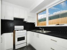 1/219 Seaford Rd Seaford VIC 3198 $300,000 Fresh as a Daisy Perfectly located close to school, shops, Peninsula Link and all amenities this unit is ideal for either first home buyer or investor. This unit has been recently renovated with modern kitchen, freshly painted and new carpets and tiles throughout. Offering two bedrooms with built in robes, main bathroom with separate toilet. Spacious living and dining area and your own personal front court yard to enjoy the spacious beautiful garden.