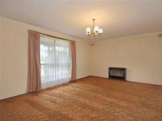 8 St Georges Ct Sebastopol VIC 3356 $279,000 Little Beauty! 3 1 1 The spacious living area and large front and back yards would make it ideal for a family. Set in a quiet Court only 5 minutes drive to supermarket, schools, parks and recreation reserves. All the bedrooms are carpeted with B.I.R.s. The property has a solid brick garage. Set on a approx. 750m2 block. Please call 5333 2833 to arrange an inspection. Additional information Property Type House Property ID 11334110460 Street Address 8 St Georges Court Suburb Sebastopol Postcode 3356 Price $279,000