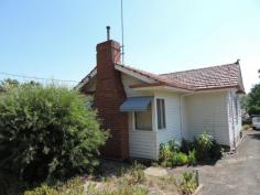 54 Abel St Boyup Brook WA 6244 $170,000 This weatherboard and Tile home is located in a central position, just a short walk to all amenities. Bedroom 1 is King Size, bed 2 is a generous double and 3 is a single. Spacious lounge with a slow combustion heater, well appointed country kitchen and standard bathroom. Outside is a shade house, garden shed, Single Garage with a large lock up workshop Ideal for retirement, first home or investment Please contact John Rich 0429 101 264 for more information 0429 101 264 Feature Property Bathrooms : 1 Bedrooms : 3 Garage : 1 Kitchen/Dining Kitchen/Dining Laundry Laundry Lounge Lounge Shed Shed Sleepout Sleepout Storeys : 1 Water Closets : 1 Workshop Workshop