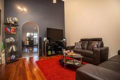7/112 Moulden Ave Yokine WA 6060 $469,000 THE COMPLETE PACKAGE Villa - Property ID: 809356 HOME OPEN: SUNDAY 4 OCTOBER 2015 11.00am to 11.45am This fully renovated 3 bedroom villa is close to the Western Australian Golf Club. Features include: Wardrobes in all the bedrooms Stylish bathroom and kitchen Split airconditioning 2 drawer integrated dishwasher Parking at the door Extra parking for visitors Private courtyard for entertaining City views