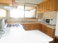 2/18 Brigalow Cres Mt Gambier SA 5290 $159,950 Brick/Tile Unit in Group of Two Tucked away in a quiet residential area, close to CBD, shops and schools. Spacious gas heated carpeted lounge with bay window, dine in kitchen/gas stove, two double carpeted bedrooms(main b/ins/RC split system) - tiled bathroom with separate shower/bath/vanity/toilet, b/in in laundry, paved rear verandah/patio area, single drive thru carport, single carshed with concrete floor & power. C/Rates $855.32 SA Water $158.00 p.q. Strata Ins. $383.00 p.a. 2/18 Brigalow Crescent, Mount Gambier RLA 197633.