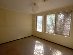 8 Hardy Crescent Dampier WA 6713 $455,000 Dampier Opportunity Located centrally in beautiful Dampier, close to the primary school, shopping centre, the beaches and boat ramps. This 3 bedroom 1 bathroom property on a 946m2 block, maybe very basic but has huge potential. Offering vacant possession, the possibilities are endless.