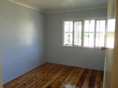 12 Winstanley St Carina Heights QLD 4152 $360 per week Property ID: #2854436 Awesome Location Close to Westfield Carindale. 3 1 This immaculate 3 bedroom home is fully fenced and in close proximity to the Carindale shopping centre, Schools not much further away such as White Hills State College * 3 generous size bedrooms * Timber polished floors * Open plan kitchen * Ceiling fans * Big yard * Fully fenced * Bus at past door Book Your appointment as soon as possible as This home certainly wont last long potentially can be available after the 16th December If someone wanted it Inspection Times Contact agent for details Land Size 610 m2 Features •Close to schools •Close to transport •Fully Fenced •Pet Friendly •Balcony •Close to shops •Polished Floor Boards •Seperate Laundry •Broadband •Floorboards •Fully Fenced •Outdoor Entertaining Availability Date NOW