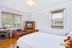 20 Powell Street Richmond NSW 2753 WALK TO SCHOOLS 3 1 2 Very comfortable family home in a popular, tree-lined street. Spacious living and dining area with polished timber floorboards and split-system air. Large, updated kitchen with a dishwasher. 3 good-sized bedrooms - two have built-in robes. Fenced yard with a sealed driveway. Drive through side access to a 10.5metre x 6metre shed and covered area. Walking distance to primary and high schools, park and local shops. Inspection Times 5:30pm - 6:00pm Thursday, 17 December 2015 Land Size 601 m2 Features •Built In Robes •Dishwasher •Floorboards •Gas Heating •Split System AirCon