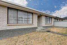 1/2 Sunlea Place Glenorchy TAS 7010 $169,000 One owner since 1978 This two bedroom co-joined unit still has its original features, only ever having one owner the home has been maintained inside and out to a high standard. If you love retro you wouldn't want to change a thing but if modern chic is your style with a small budget and a renovator's vision there is loads of potential. Features: Open plan living Bedrooms with built in robes Bathroom with separate shower and bath Manageable private backyard Storage shed Single carport Located close to central Glenorchy, on a main bus route and just down the road from Dominic College, this unit would make a very fine investment! General Features Property Type: House Bedrooms: 2 Bathrooms: 1