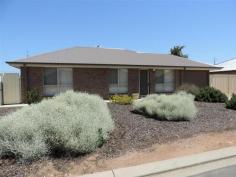 7 Mary Allan Ct Murray Bridge SA 5253 $225,000 Near New - Invest in Me Now! 3 1 1 Only 2 years young this home is immaculately presented. • Lounge / entry with carpet. • Bright and spacious kitchen, ample space. • Reverse cycle air conditioning. • 3 bedrooms, built-ins. • Well maintained wet areas with bath and shower. • Fully fenced yard with outdoor alfresco area and also pet friendly. • Plenty of room to establish rear garden. Well located in quiet subdivision and offering a nothing to do investment or down size to this. Leased until March 2016 at $225 per week. Additional information Property Type House Property ID 11371101187 Street Address 7 Mary Allan Court Suburb Murray Bridge Postcode 5253 Price $225,000