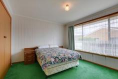 1/2 Sunlea Place Glenorchy TAS 7010 $169,000 One owner since 1978 This two bedroom co-joined unit still has its original features, only ever having one owner the home has been maintained inside and out to a high standard. If you love retro you wouldn't want to change a thing but if modern chic is your style with a small budget and a renovator's vision there is loads of potential. Features: Open plan living Bedrooms with built in robes Bathroom with separate shower and bath Manageable private backyard Storage shed Single carport Located close to central Glenorchy, on a main bus route and just down the road from Dominic College, this unit would make a very fine investment! General Features Property Type: House Bedrooms: 2 Bathrooms: 1