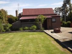 23 Majors Creek Rd Orbost VIC 3888 $155,000 3 BEDROOM HOME ON LARGE BLOCK 3 Bedroom family home on 0.2023 ha block (approx). The home features a beautiful undercover entertaining area with slate floor and garden. There is a large backyard with a 25 X 25 shed (approx) and enough room for the kids to play and a veggie garden as well. The home boasts a renovated kitchen solid fuel heating and reverse cycle air conditioner. All services are connected to the property great value for your $$. Other features: Garden,Secure Parking,Formal Lounge Property Details Elders Property ID: 9411047 3 bedrooms 1 bathrooms 1 car parks Single garage Air Conditioning