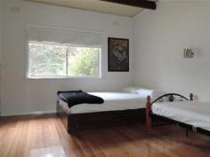 17 Churchill Ave Bright VIC 3741 $249,000 ENTRY LEVEL OPPORTUNITY - INVEST OR OWNER OCCUPY 2 1 1 563 sqm (approx) Located on the corner of Alrima Court & Churchill Avenue, this 2 bedroom brick veneer home offers a buyer the perfect opportunity get their foot in the door of Bright’s currently active Real Estate market. An entry level opportunity which has undergone a recent interior renovation, including a new kitchen with stone bench tops, polished timber floorboards throughout, new vanity to bathroom and 2 bedrooms with BIR’s. Within a short, flat walk to town, the dwelling sits on a corner allotment of approx 563m2. Additional information Property Type House Property ID 11607100227 Street Address 17 Churchill Avenue Suburb Bright Postcode 3741 Price $249,000 Land Area 563 sqm (approx)