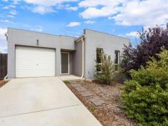 97 Macfarlane Burnet Avenue MacGregor ACT 2615 $400,000+ Extremely Affordable Currently vacant and ready to be occupied. Three bedrooms on a 458m2 block. Covered alfresco deck with views of the surrounding hills. Single garage with internal access. Perfect opportunity to get into the market. - Land 485 sqm - House 107 sqm - Garage 19.5 sqm Property Snapshot Property Type: House Construction: Brick Veneer Features: Dining Room Gas Lounge EER 6.0 EER: 6.0