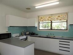15 Claret Ct Bright VIC 3741 $330,000 FANTASTIC INVESTMENT OR STARTER 2 1 1 753 sqm (approx) Located in a quiet court, yet close to town, this two bedroom home on 753m2 in Claret Court is a great starter or investment opportunity. Renovated internally, the home comprises two good sized bedrooms, both with BIRs. The open plan living zone features new flooring, fresh paint and a wood fire to keep the house warm all winter. From the dining space you have access into the side courtyard where you could create a beautiful outdoor eatery. The new bathroom is a feature, with shower over bath, new vanity and WC. At the rear of the house is a sun room which could be used as an office or play space. Outside comprises plenty of storage in two sheds. The gardens are just waiting for you create your ideal landscape and put the finishing touches onto this home. Perfectly positioned with easy access to town via a walkway to Delany Avenue, this property would make for a great home or investment opportunity. Additional information Property Type House Property ID 11607100222 Street Address 15 Claret Court Suburb Bright Postcode 3741 Price $330,000 Land Area 753 sqm (approx)