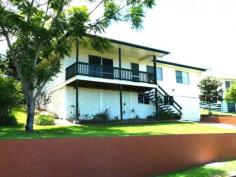 3 Everson Ln Gympie QLD 4570 $235,000 MAGNIFICENT VIEWS IN TOWN Property ID: 9162748 Situated within walking distance to Gympie High School the views from this property are spectacular. 4 Bedroom with Fans and Built Ins Modern revamped Kitchen with plenty of cupboard and bench space Private entertainment area at back of property Garage and storage under house This property is in very good condition and perfect for live in or investment!