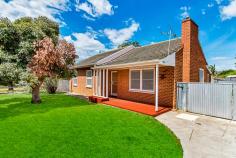 10 Gardiner Ave Warradale SA 5046 $440,000 In-House Auction: Harcourts State Office Level 2/285 Wakefield St, Adelaide Wed 6/4/16 @ 6.30 pm Original character Circa 1956 3 Bedroom home on 700 sqm land plus a huge 24m plus frontage. The home features polished timber floors, kitchen dining and large lounge area. Very spacious for its age, it is ripe for renovation with potential for a substantial extension subject to council consents. The yard has a garage plus there is room for carports, pergolas and additional garaging. Just down the road from the Marion Shopping & Business precinct it is perfect for the growing family or investor. Zoning Medium Density Policy Area 12 - City of Marion. Please ensure you contact the council planning officer to cross-check what you can or cannot do with this potential development site. Property Details Guide: $440,000 Auction: Wed, 6th Apr 2016, 6:30 PM Harcourt State Office , Level 2/285 Wakefield Street Adelaide SA 5000 Property Overview Property ID: 1P3234 Property Type: House Land Size: 700m² approx. Building Size: 93 m² Garage: 1