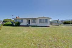 1 Giddy Ave New Norfolk TAS 7140 $169,000 Great First Home or Investment Property Presenting a great family property, ideal for the first home buyer or to increase your Investment portfolio. There are three good size bedrooms, a spacious lounge room. Heating is provided by a reverse cycle heat pump and a wood heater. Outside there is a single car garage, galvanized and timber garden sheds and a secure yard for the kids to play in. Fairview Primary School is 200 metres up the road and a great public recreation and play ground just across the road. New Norfolk town centre is approximately 3 klms and Hobart about 35 klms. General Features Property Type: House Bedrooms: 3 Bathrooms: 1