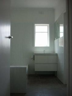 91 Nepean Highway Mentone VIC 3194 $515 DELIGHTFUL RENOVATED HOME *YOU CAN BOOK AN INSPECTION ONLINE NOW* Simply click 'EMAIL AGENT' and we'll respond instantly with available appointment times. You can also book inspections on http://www.century21.com.au/wentworth_brighton/residential/rent/ This is a great family home in sought after Mentone . Features include 3 bedrooms downstairs and loft room or fourth bedroom with en suite upstairs, spacious living-lounge area, huge modern kitchen with stainless steel appliances including dishwasher and plenty of cupboards, central bathrom, separate laundry, fully enclosed inground swimming pool, secure backyard and a lock up garage. Close to Mentone schools, Southland Shopping Centre and the Direct Factory Outlet (DFO).Entry from service road. Please register your interest to Danielle Clark at danielle.clark@wentworth.com.au MELWAY: 87 B5 You must register to confirm your chosen inspection time, and so that we can advise you of any changes. Don't miss out on calling this property home, book your inspection now! PLEASE NOTE Photo ID is required as a condition of entry. PROPERTY DETAILS $515 ID: 366783 Available: 18/05/16 Pets Allowed: No