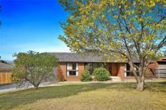 34 Marykirk Dr Wheelers Hill VIC 3150 Invest Renovate or Redevelop Sale by SET DATE 24/5/2016 (unless sold prior) In a great location with huge potential featuring 36.18m frontage on 1086.20sqm approx of land ready to redevelop (STCA). This family home, offered for sale for the first time is filled with natural light, huge open formal lounge/dining room through the hub of family life the hostess kitchen with granite benchtops, views, balcony and a great spacious family room. There are 3 robed bedrooms, master with walk in robe and ensuite. Comprising gas ducted heating and remote double garage. Fabulous location, walking distance to Bus Stop, close to Primary and Secondary schools, Jells Park, Wheelers Hill Shopping centre, Brandon Park Centro and The Glen & easy access to the Monash and Eastlink freeway. Features Split System Air Con Ducted Heating Air Conditioning Price Guide: Contact Agent | Land: 1,086 sqm approx | Type: House | ID #534072