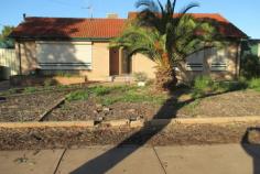 14 Head St Whyalla Stuart SA 5608 $110,000 Ideal Investment property Property ID: 8986780 3 Bedrooms Polished Pine floors Blinds to all windows Tiled Bathroom and Laundry New Rainwater tank Invalid ramps with handrails for access front and rear Modern green colorbond shed 8 metres x 8 metres Land Area 543 square metres