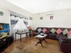 78 Oxford St Smithfield NSW 2164 $679,950 R3 ZONING - CORNER BLOCK Situated close to all amenities is this well looked after 3 bedroom fibro home. Suitable for the investor, first home owner or even the builder. Featuring: - Good size rooms all with built ins - Spacious lounge room with timber flooring - Modern kitchen & High ceilings - Air conditioning throughout - Approx 563 sqm block giving you plenty of onsite and street parking Owner relocating and would like a sale. Call today to book an appointment Property Snapshot Property Type: House Land Area: 563 m2