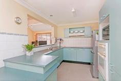 821A Pittwater Rd Dee Why NSW 2099 $1,095,000 Single Level Easy Care Freestanding Home Ultra convenient location, this Torrens title brick veneer home offers comfortable modern living with scope to enhance. Just a level stroll to schools, City transport, corner shops, medical centres & easy level walk to beautiful Dee Why beachfront! Peacefully situated at the rear of driveway providing privacy & security this home represents low maintenance living at its best! - Semi open plan kitchen, spacious living & dining area, warm timber flooring, high ceilings - Huge main bedroom with built ins & 2 way bathroom - Child & pet friendly easy care level rear yard - Full bathroom, separate WC, internal laundry - Rear entertaining patio flowing onto lawn, easy walk to everything - Situated on 308m2 approx of level land Ideal for downsizers, investors or those wishing to enter the house market without too much maintenance. Property Snapshot Property Type: House Land Area: 308 m2 Features: Built-In-Robes Close to Schools Close to Shops Close to Transport
