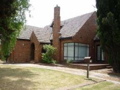 91 Nepean Highway Mentone VIC 3194 $515 DELIGHTFUL RENOVATED HOME *YOU CAN BOOK AN INSPECTION ONLINE NOW* Simply click 'EMAIL AGENT' and we'll respond instantly with available appointment times. You can also book inspections on http://www.century21.com.au/wentworth_brighton/residential/rent/ This is a great family home in sought after Mentone . Features include 3 bedrooms downstairs and loft room or fourth bedroom with en suite upstairs, spacious living-lounge area, huge modern kitchen with stainless steel appliances including dishwasher and plenty of cupboards, central bathrom, separate laundry, fully enclosed inground swimming pool, secure backyard and a lock up garage. Close to Mentone schools, Southland Shopping Centre and the Direct Factory Outlet (DFO).Entry from service road. Please register your interest to Danielle Clark at danielle.clark@wentworth.com.au MELWAY: 87 B5 You must register to confirm your chosen inspection time, and so that we can advise you of any changes. Don't miss out on calling this property home, book your inspection now! PLEASE NOTE Photo ID is required as a condition of entry. PROPERTY DETAILS $515 ID: 366783 Available: 18/05/16 Pets Allowed: No