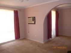 14 Gregor St Whyalla Norrie SA 5608 $120,000 Upgraded maisonette in sort after area Property ID: 9417227 Two carpeted bedrooms with ceiling fans, third bedroom has been arched to make a formal dining room. Air conditioner and wood heater in lounge Modern kitchen with gas stove Aluminium windows Carport behind driveway gates large rear yard with garden shed Close to Long Street school Previously rented at $200 per week
