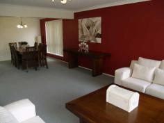 11 Sanderling Cl Salamander Bay NSW 2317 $629,000 More Home for Your $. What a fantastic opportunity to secure this large open plan home located in the "Horizons" Golf Estate. Featuring 4 good size bedrooms, ensuite to main, study and 3 huge living areas. The owners have moved interstate and have priced the home to sell. Property Snapshot Property Type: House Construction: Brick Veneer Land Area: 762 m2 Features: Dining Room Ensuite