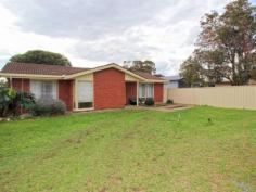 15 Wigham Rd Aldinga Beach SA 5173 $250,000-$265,000 Investors Take Note! A terrific opportunity to start or build your property portfolio with this budget pleaser. Set on approx 407sqm allotment and featuring ducted reverse cycle air conditioning, polished floorboards and updated kitchen this family home has low maintenance yards but plenty of room to move. Currently leased until Feb 2017 at $290 per week to long term reliable tenants. You do the math, it all adds up! Call Rob today. Property Snapshot Property Type: House House Size: 99.00 m2 Land Area: 407 m2