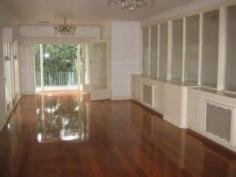 8 High St Beaumaris VIC 3193 $750 BEACHSIDE BEAUTY *YOU CAN BOOK AN INSPECTION ONLINE NOW* Simply click 'EMAIL AGENT' and we'll respond instantly with available appointment times. You can also book inspections on http://www.century21.com.au/wentworth_brighton/residential/rent/ Boasting a prestigious address & short walk to beach and The Concourse shops this is a fantastic home for a family who are after a Bayside lifestyle. Downstairs you will find; 3 bedrooms with built in robes, central bathroom with separate spa bath, shower and toilet, spacious formal lounge and dining area, large kitchen with gas cooktop and meals area, quality cabinetry and appliances, open plan family living leading to a large established garden with pergola and separate laundry without access also. The upstairs area offers great privacy and contains the master bedroom with ensuite, built in robes. Additional features of this beautiful home include; double glazed windows, ducted heating, evaporative cooling and lock up garage. PROPERTY DETAILS $750 ID: 373836 Available: Now Pets Allowed: No