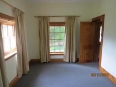 266 Strathalbyn Rd Mylor SA 5153 $375 per week OAK COTTAGE C1894 Property ID: 5098371 OAK COTTAGE is a charming light filled, 1894 stone cottage in the heart of historic Mylor Village and within walking distance to the Mylor Primary School, Post Office, Public Transport, Deli and The Mylor Caf. - Oak Cottage has 2 good size bedrooms, 1 with a picture window; - An eat-in well lit country kitchen; - Large lounge also with a picture window and reverse cycle air conditioner ensuring year round comfort; - A sunroom/office which captures the afternoon sun. The property is on rainwater only and if you can imagine yourself having a cup of coffee or a glass of wine on the front verandah under the 120 year old oak tree, plus space to grow your own vegetables and herbs, then look no further. A groundsman is included in this rental, or the price can be negotiated to $350 if doing your own lawns. Pet is Negotiable. Off Street Parking.