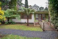 29 School Rd Menzies Creek VIC 3159 $330.00 MENZIES CREEK - LISTEN TO THE BIRDS This renovated hills cottage is set on a large flat block in Menzies Creek. The home has been freshly painted throughout with new carpets and window coverings. Features include: * Open plan living * 2 Good size bedrooms * New floor coverings * Good size kitchen with electric oven * Modern bathroom * Split system air conditioner * Large flat block Price Guide: $330.00 per week | Type: House | ID #543242