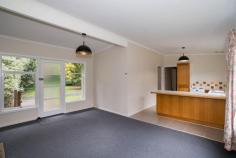 29 School Rd Menzies Creek VIC 3159 $330.00 MENZIES CREEK - LISTEN TO THE BIRDS This renovated hills cottage is set on a large flat block in Menzies Creek. The home has been freshly painted throughout with new carpets and window coverings. Features include: * Open plan living * 2 Good size bedrooms * New floor coverings * Good size kitchen with electric oven * Modern bathroom * Split system air conditioner * Large flat block Price Guide: $330.00 per week | Type: House | ID #543242