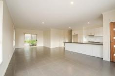 2/122 Maroondah Highway Healesville VIC 3777 $470,000-$480,000 New Open Plan with Ensuite Take advantage of this opportunity to buy a brand new spacious 3 bedroom townhouse with ensuite set at the rear of a 2 lot subdivision handy to shops and transport. The large open plan tiled living space has plenty of room for a large lounge suite and dining table. The kitchen features lots of bench space, gas cooktop, electric oven and dishwasher. Natural gas ducted heating, double carport, and water tank linked to toilets and laundry are also included. Brand new - and just for you! Price Guide: $470,000-$480,000 | Type: House | ID #535684