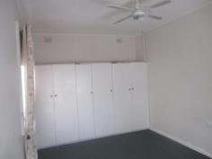 8 Barton Rd Elizabeth Downs SA 5113 $251 PW Cozy Family Home 3 bedroom home - inside features include separate lounge room, updated kitchen, updated bathroom, updated floor coverings & reverse cycle heating & cooling. Oustide features include rear verandah with decking, garage & carport situated close to schools & transport. Pet neg. An application needs to be filled in and returned to our office with your minimum 100 points of ID should you wish to view the property. The property manager can then contact any suitable applicants once access is gained. Visit our website to download an application form or apply on line: http://craigmoreelizabeth.ljhooker.com.au/renting Property Snapshot Property Type: House Lease Type: Lease Date Available: 09/11/2016 Pets: No Land Area: 637 m2 Features: Garage Parking