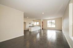 2/122 Maroondah Highway Healesville VIC 3777 $470,000-$480,000 New Open Plan with Ensuite Take advantage of this opportunity to buy a brand new spacious 3 bedroom townhouse with ensuite set at the rear of a 2 lot subdivision handy to shops and transport. The large open plan tiled living space has plenty of room for a large lounge suite and dining table. The kitchen features lots of bench space, gas cooktop, electric oven and dishwasher. Natural gas ducted heating, double carport, and water tank linked to toilets and laundry are also included. Brand new - and just for you! Price Guide: $470,000-$480,000 | Type: House | ID #535684