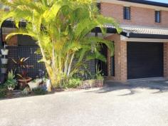 5/148 Kennedy Drive Tweed Heads West NSW 2485 $300 Townhouse with Water Access Position in a small complex of just 8 units, this well presented property is the perfect. Features: Open plan living on the lower level with internal access from lock-up garage, plus storage Dining plus good kitchen with ample cupboard & bench space - all electric Separate laundry plus 2nd toilet on the lower level Sunny rear courtyard & drying area Upstairs offers 2 generous bedrooms both with built-ins Large main bathroom with loads of space The block is positioned directly onto the river & walk-way access is provided for a paddle,fish or just a relaxing spot to take in the water views With bus at the door, M1 & Gold coast airport close by this property is a must inspect.