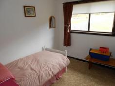 10 Fleming Dr Miena TAS 7030 $185,000 Enjoy the views When position and views are important, then a three bedroom property such as this may fit the bill. In a quiet location on 2683m2 of gently sloping ground, overlooking Haddens Bay. 10 Fleming Drive is only a short stroll to The Lodge and minutes to the hotel, boat ramps and numerous features of the area. Spacious open plan living, excellent kitchen, 3 bedrooms and a garage/'man cave' with separate wood heater for those rainy days when you can't go fishing. A great place to relax for the weekend or live permanently and enjoy the views, the peace and quiet and feed the deer on those lazy summer evenings! General Features Property Type: House Bedrooms: 3 Bathrooms: 1 Land Size: 2683 m2