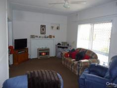 446 Anzac Rd Risdon Park SA 5540 $185,000 LOVINGLY CARED FOR! This beautifully presented 3 bedroom home is situated on a large low maintenance corner allotment of approximately 985 sqm. The 3 bedrooms all have ceiling fans with the main bedroom featuring a quality floor to ceiling, wall to wall built-in robe. The recently upgraded kitchen offers a gas stove, floating timber floors and modern cupboards and benchtops. The adjoining dining room overlooks the spacious lounge complete with gas heating and ceiling fan. The neatly tiled bathroom offers a large shower alcove, separate bath and vanity. Other features include ducted air-conditioning throughout, large laundry with built-ins and a separate toilet. Externally, the well fenced allotment provides front and rear verandahs, large ramp to the rear for easy access inside, established gardens with extensive paving throughout, 2 rainwater tanks, security window screens, garden shed and a relatively new good sized colourbond garage with power. All in all this lovingly cared for home is well located close to schools, shops and Post Office. Inspection Recommended!! PROPERTY DETAILS $185,000 ID: 384121 Land Area: 985 m² Zoning: Residential