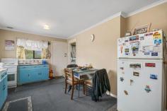 1901 Lyell Hwy Lawitta TAS 7140 $229,000 Huge investment opportunity This would have to be one of the best investment properties that has appeared on the market for sale. These 2 conjoined units produce a combined $400 per week rent for a fantastic yield of over 9%, what a return for your investment. The units are almost a mirror image of each other. Both have 2 bedrooms, separate lounges and open plan kitchen dining rooms as well as their own private backyards. Situated at Lawitta about 3kms to New Norfolk town centre and 35kms to Hobart. General Features Property Type: Block of Units Bedrooms: 4 Bathrooms: 2 Land Size: 890 m2