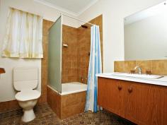 1/22 Strangways Avenue Hayborough SA 5211 $190 PW Corner Unit/Walk to Beach House - Property ID: 900981 Only a couple of streets from the popular Dump Beach. A great place to swim and surf. Situated on a corner site in a group of three. Lounge/Dining and spacious kitchen with plenty of cupboard space. Three good size bedrooms. Main bathroom combined with the laundry. Single carport with small garden shed.