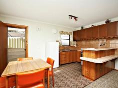 1/22 Strangways Avenue Hayborough SA 5211 $190 PW Corner Unit/Walk to Beach House - Property ID: 900981 Only a couple of streets from the popular Dump Beach. A great place to swim and surf. Situated on a corner site in a group of three. Lounge/Dining and spacious kitchen with plenty of cupboard space. Three good size bedrooms. Main bathroom combined with the laundry. Single carport with small garden shed.