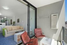 3/75 King Street, Newcastle, NSW 2300 Conveniently positioned in an enviable location within the heart of Newcastle is this well-proportioned one bedroom, one bathroom immaculately presented studio apartment. This self-contained low maintenance apartment comes as a complete walk in walk out arrangement keeping it stress free and leaving nothing to do other than step in and enjoy! Just moments from public transport, quirky cafes for the coffee enthusiasts and shops gives this suite a constant holiday feel. Just a crawl from the beautiful beaches of Newcastle makes for the perfect weekend escape or full time occupant. Offering generous rental returns this property should also be taken into consideration for those looking to increase their rental portfolio. Do not miss this opportunity to secure this wonderful apartment. Featuring: Kitchen & Laundry fitout Close proximity to public transport and beaches WIWO arrangement Approximate rental return: $390 - $420 per week fully furnished Strata fees: $925p/q Please call Louise today on 0407 706 123 to arrange your private inspection