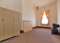 15 Jetty Rd Largs Bay SA 5016 $265 per week The Beach at your Door- upstairs two bedroom unit Property ID: 7746847 Upstairs, very spacious two bedroom unit in an ideal summer location. available for $265 p/w. Partly Furnished Carport at rear of the property for each. To view contact Lyn on 0404318556