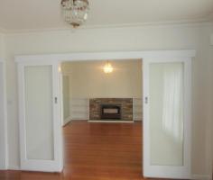 12 Charlotte St Clayton VIC 3169 $395 Desirable Home Near All Amenties! Inspection Times: Sat 18/02/2017 10:00 AM to 10:15 AM Step into this freshly painted, neat home featuring a generous kitchen with electric cooking, a formal lounge and dining room leading to an outdoor entertaining area with mature and tidy gardens adding to its appeal. Comprising two great-sized bedrooms both with BIR, central bathroom, gas heating in lounge room, security shutters throughout for safety and a double car garage. Situated nearby Clayton & Clarinda Shopping, and merely a short stroll to bus stops, park lands and great schools. PROPERTY DETAILS $395 ID: 394334 Available: Now Pets Allowed: No