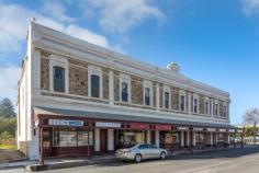 15 Jetty Rd Largs Bay SA 5016 $265 per week The Beach at your Door- upstairs two bedroom unit Property ID: 7746847 Upstairs, very spacious two bedroom unit in an ideal summer location. available for $265 p/w. Partly Furnished Carport at rear of the property for each. To view contact Lyn on 0404318556