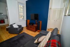 7/21 Waiwera Street Lavender Bay NSW 2060 $595 per week Quality Apartment Located in Sought After Location Property ID: 9176300 Quality security two bedroom apartment positioned only moments to McMahons Point village and to Harbour foreshore walks and parklands, close walk to Ferry and North Sydney CBD and train station. Features include open plan living with renovated gas eat in kitchen, wooden floorboards throughout, large bedrooms both with built-ins and ceiling fans, bathroom with shower over bath and laundry facilities.